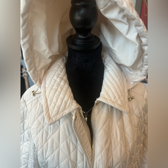 Jones New York Puffer Jacket - Picture 3 of 6